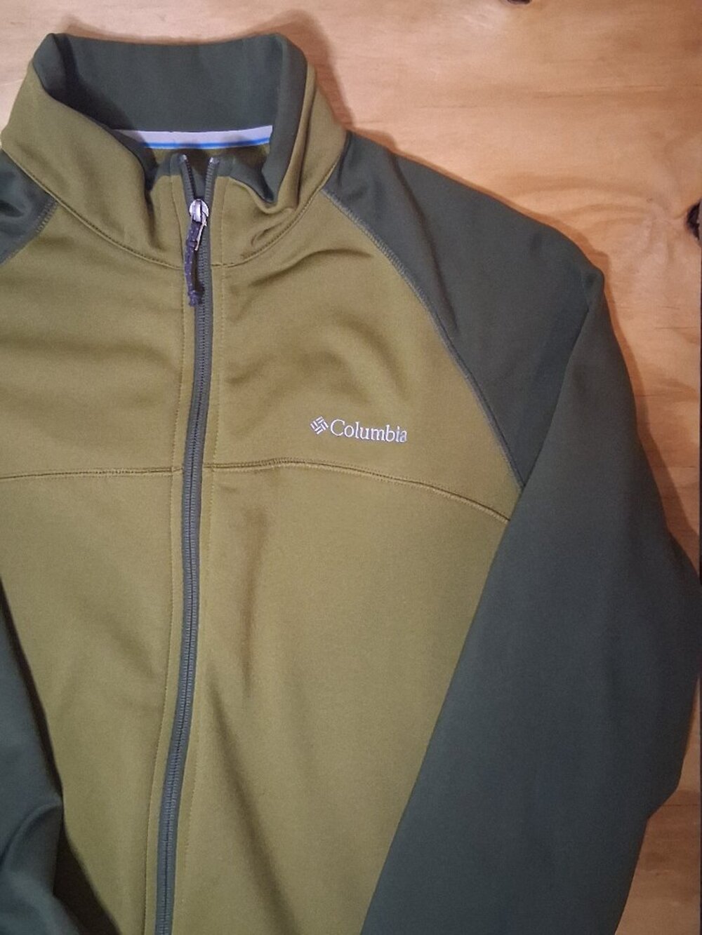 Columbia Lightweight Jacket Olive Green Men’s Outdoor Coat Full Zip Size SMALL